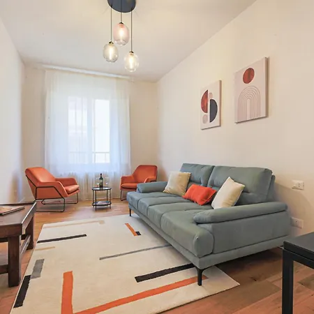 - Matilda's Dream With Balcony Apartment Florence