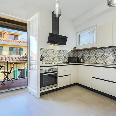 Apartment - Matilda's Dream With Balcony